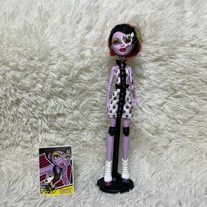 Monster High Doll Operetta Skultimate Roller Maze